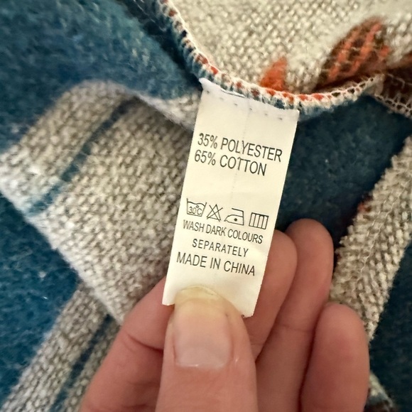 Colorful Southwestern Patterned Jacket - Picture 5 of 5